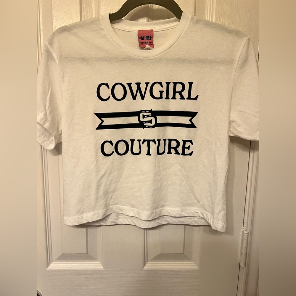 Ali Dee White and Black Cowgirl Couture Cropped T-Shirt, size small